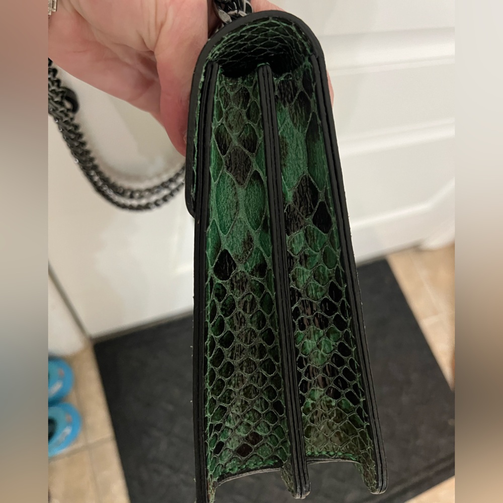 Final Mega Sale! Leather Snake Print Chain Shoulder Bag—NWOT! - Picture 4 of 9